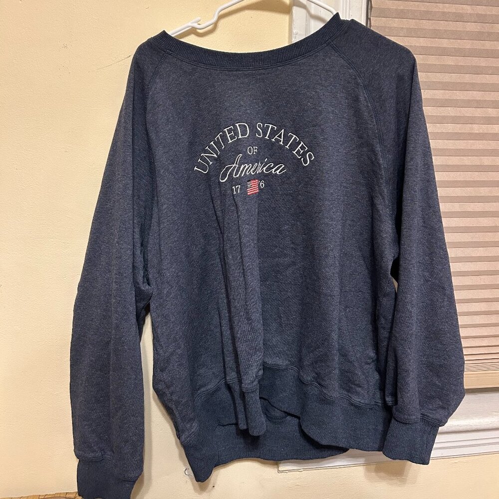 USA crewneck